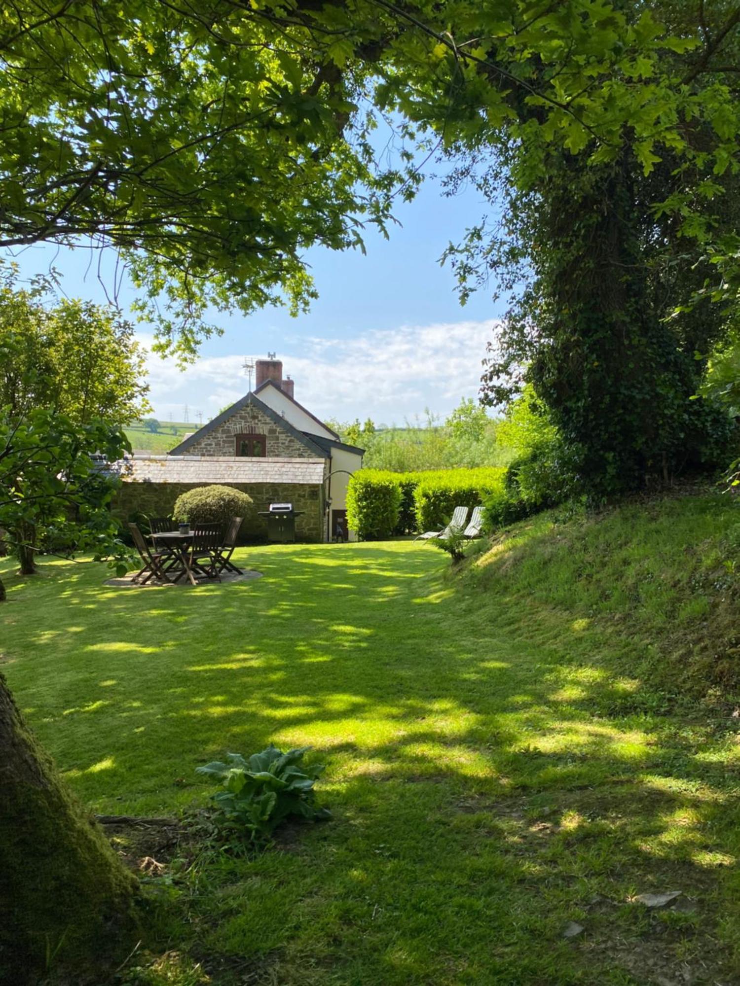 Petrock Holiday Cottages Newton Saint Petrock Eksteriør bilde